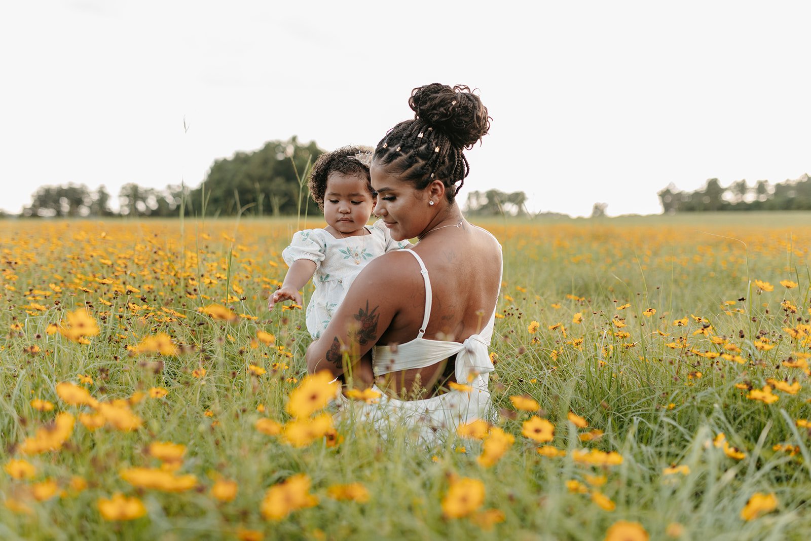 gainesville-wedding-photographer-wildflower-field-gamble-family-9.jpg